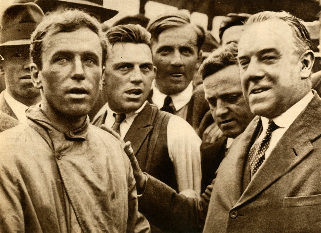 Jim Mollison på Croydon flyplass, 1931, 1933. av Unbekannt