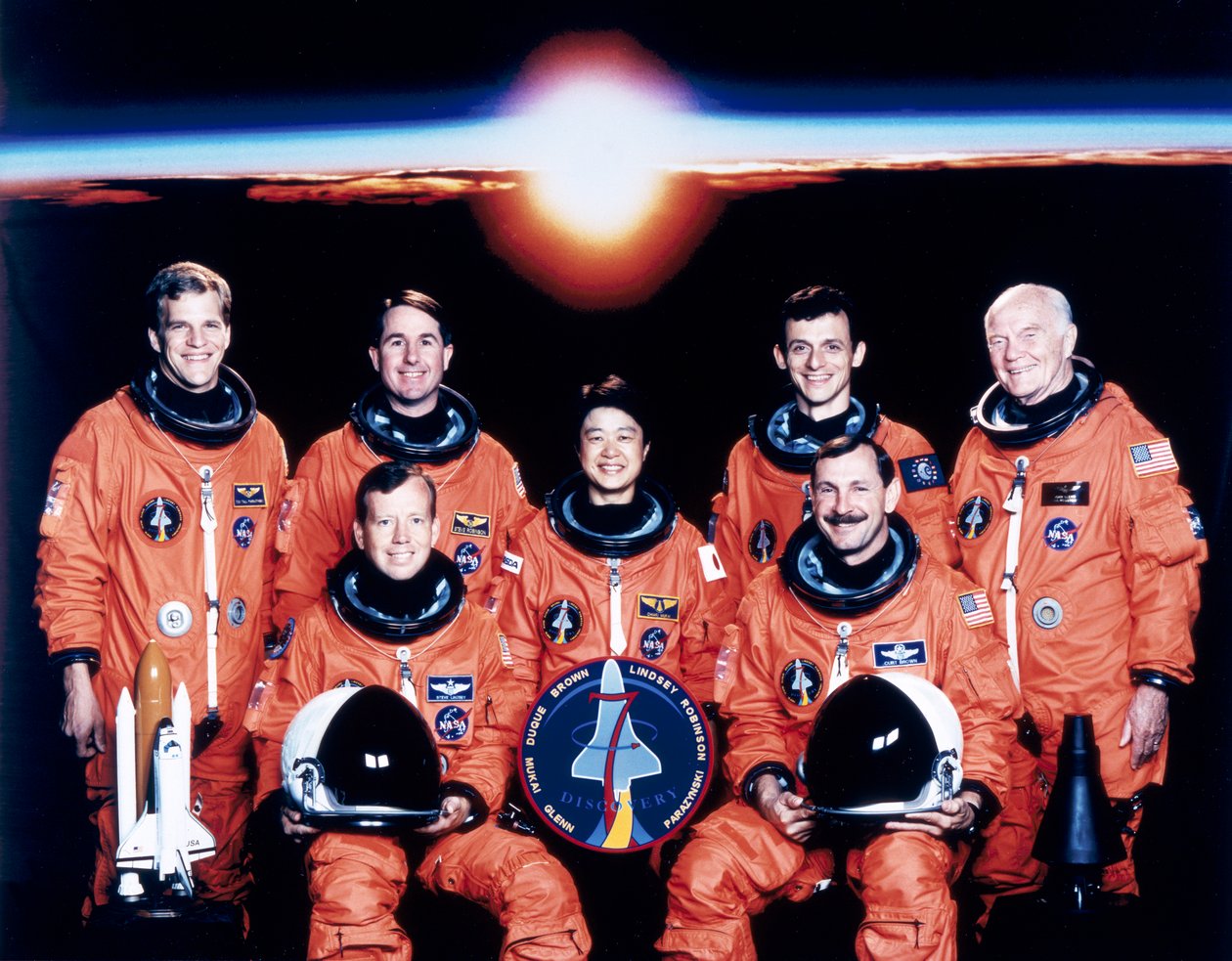 John Glenn og mannskapet, juni 1998 av Unbekannt