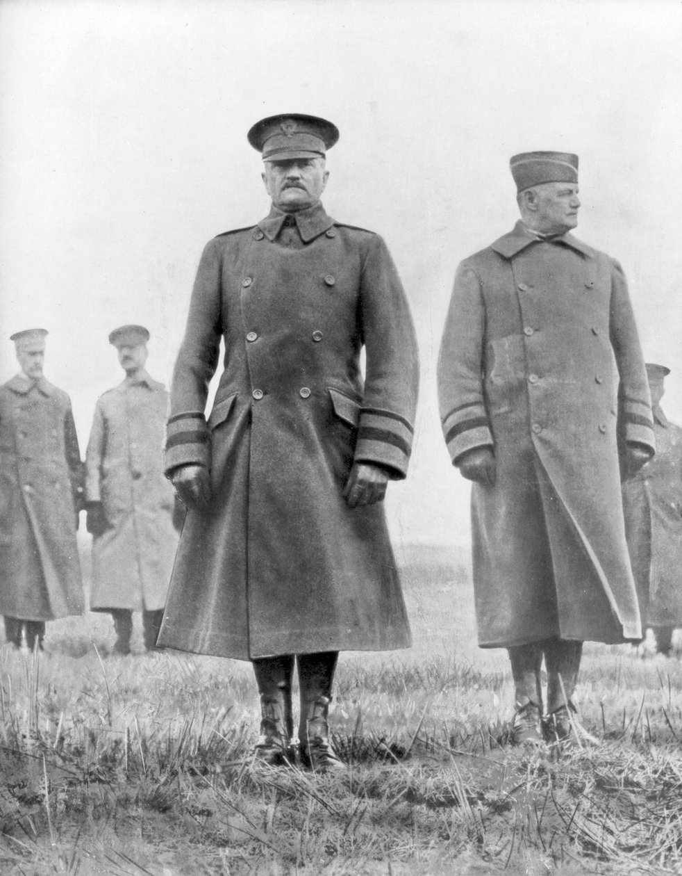 John Pershing og Hunter Liggett, amerikanske generaler fra første verdenskrig, mars 1918 av Unbekannt