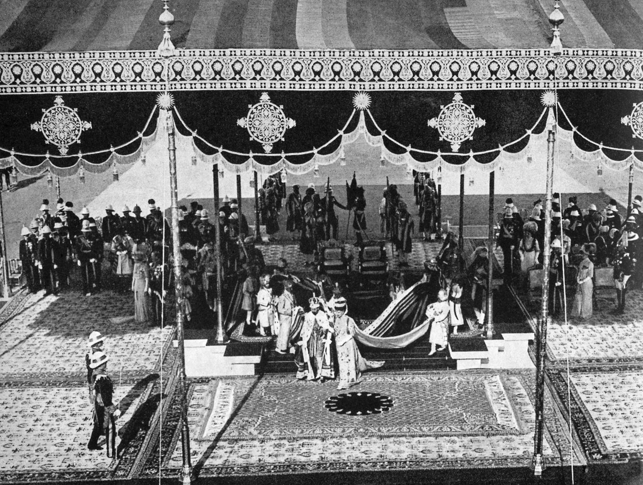 Kong George V 1865-1936 og dronning Mary 1867-1953 ved Delhi Durbar, India, 1911 1936 av Unbekannt