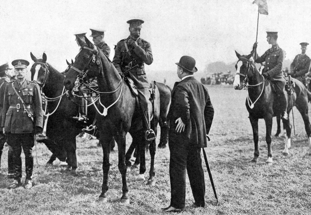 Kong George V ved en inspeksjon av tropper ved Aldershot, første verdenskrig, 1914-1918, c1920 av Unbekannt