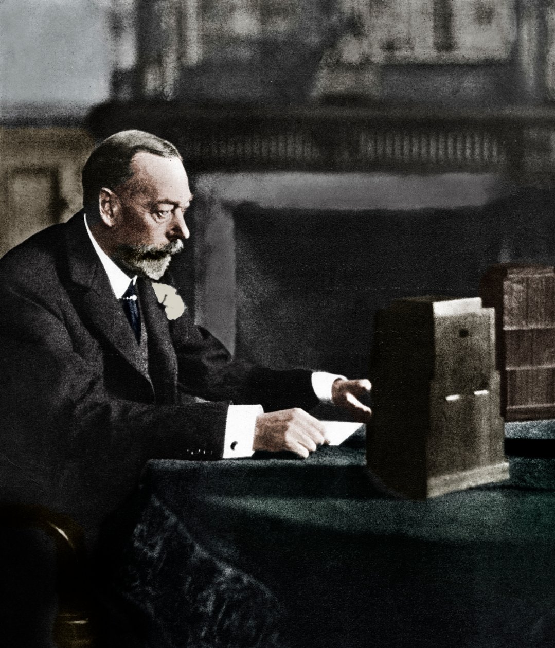 Kong George V kringkaster til imperiet 1. juledag, Sandringham, 1935 av Unbekannt