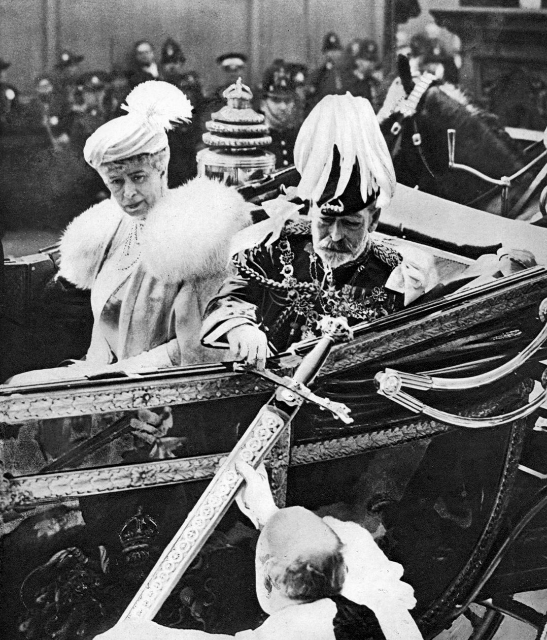 Kong George V berører byens sverd, på Temple Bar, London, 1930-tallet av Unbekannt