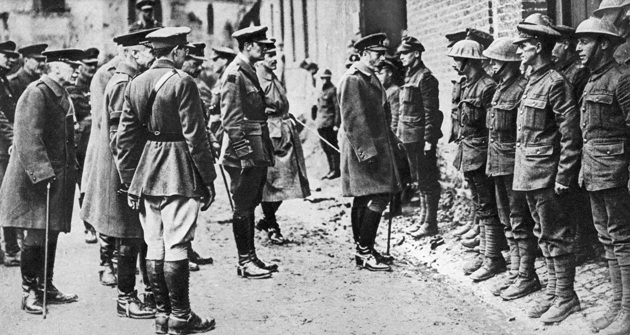 Kong George V med 7. bataljon Sherwood Foresters, første verdenskrig, mars 1918 av Unbekannt