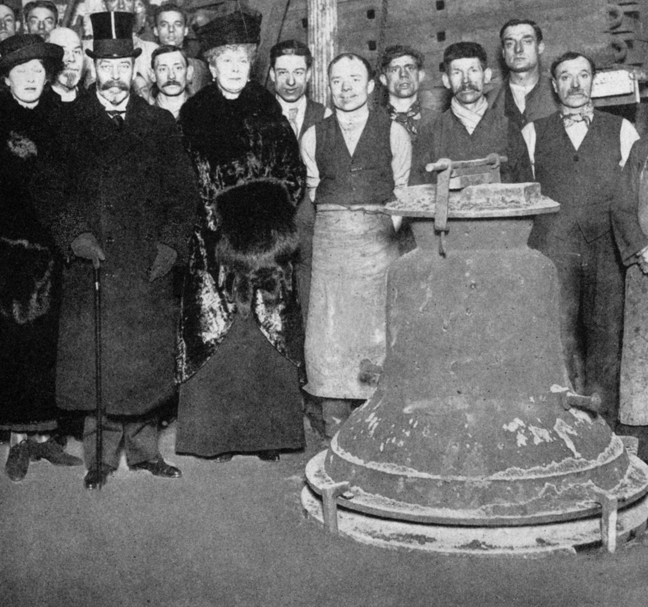 Kong George med seiersklokken for Westminster Abbey, c1910-c1920s 1936 av Unbekannt