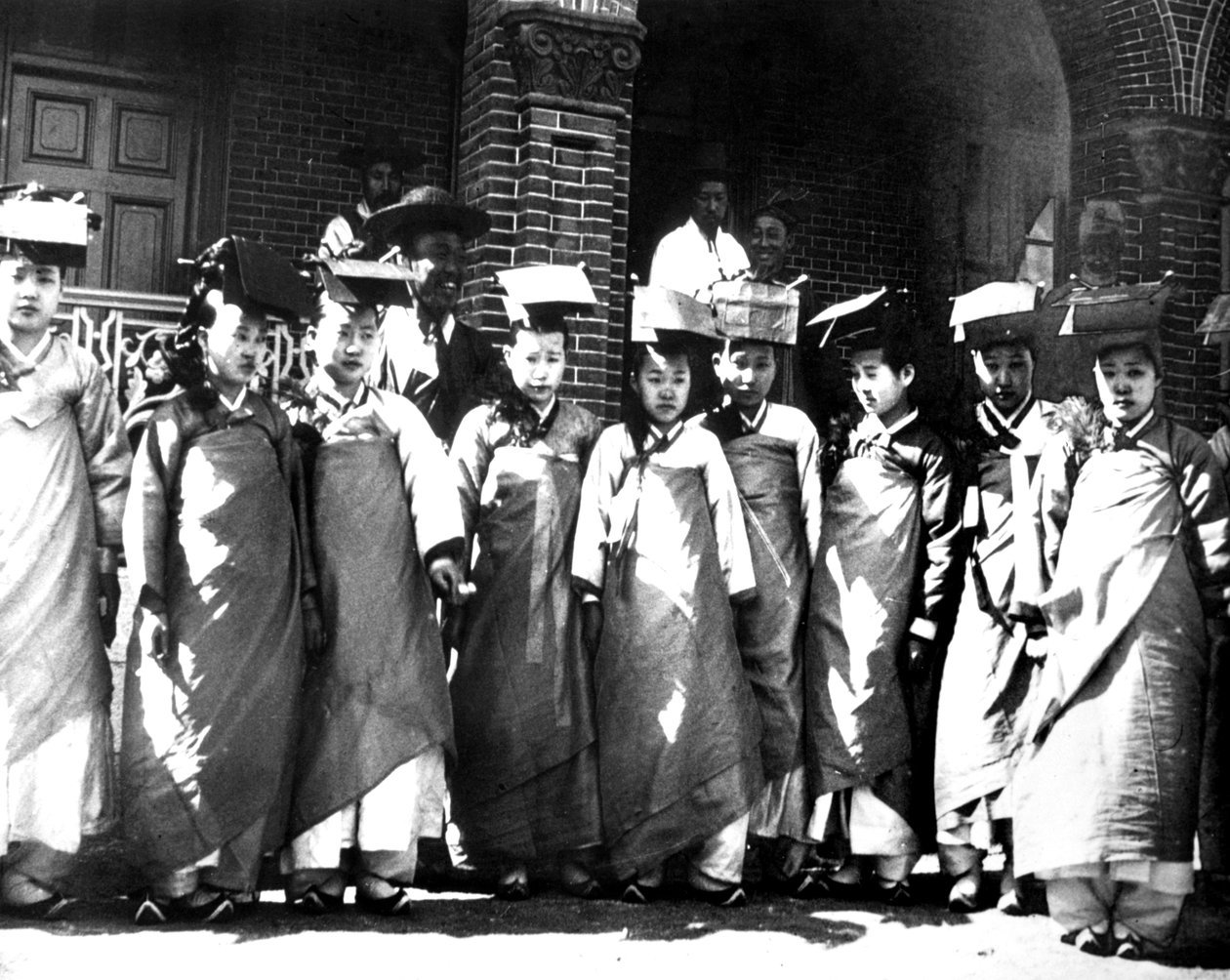 Koreanske jenter, 1900 av Unbekannt