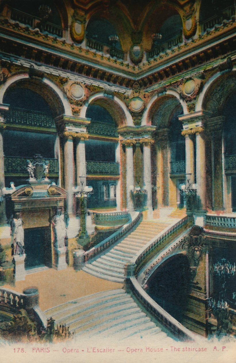 LOpéra Garnier - trappen, Paris, c1920 av Unbekannt
