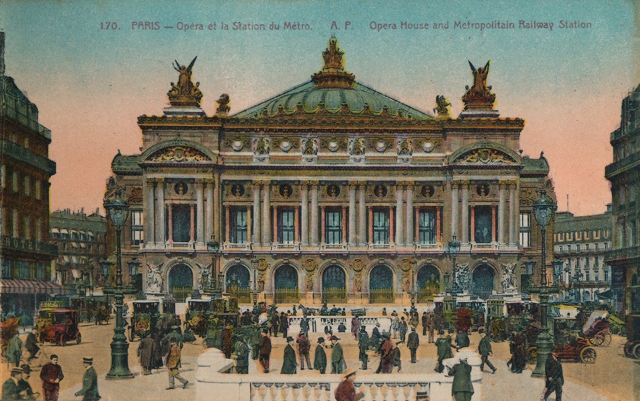 LOpéra og metrostasjon, Paris, c1920 av Unbekannt