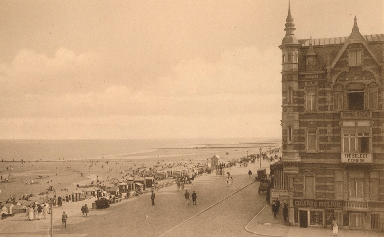 La Digue et la Plage, Promenade and the Beach, c1900. av Unbekannt