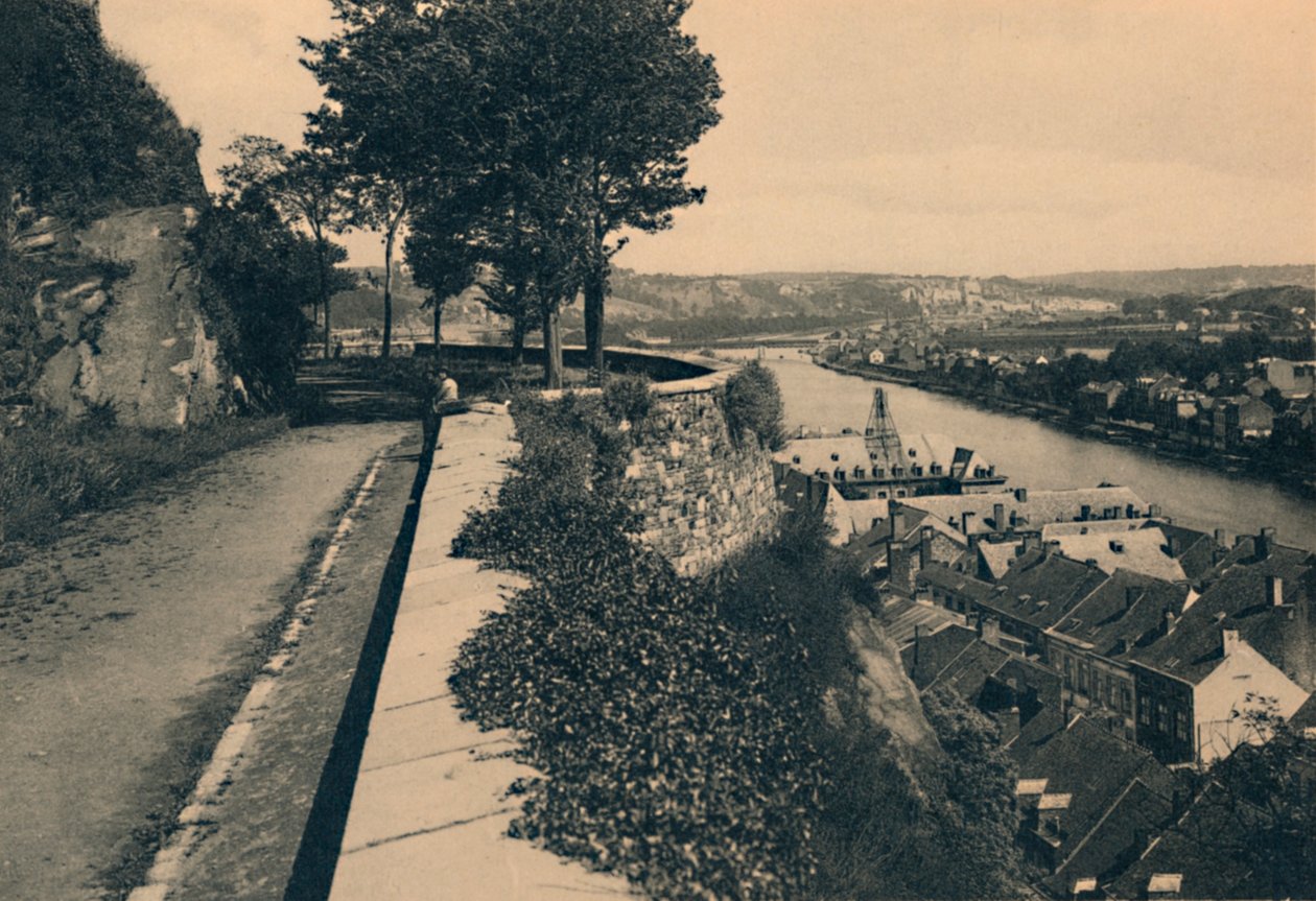 Maas sett fra Citadellet, ca 1900 av Unbekannt