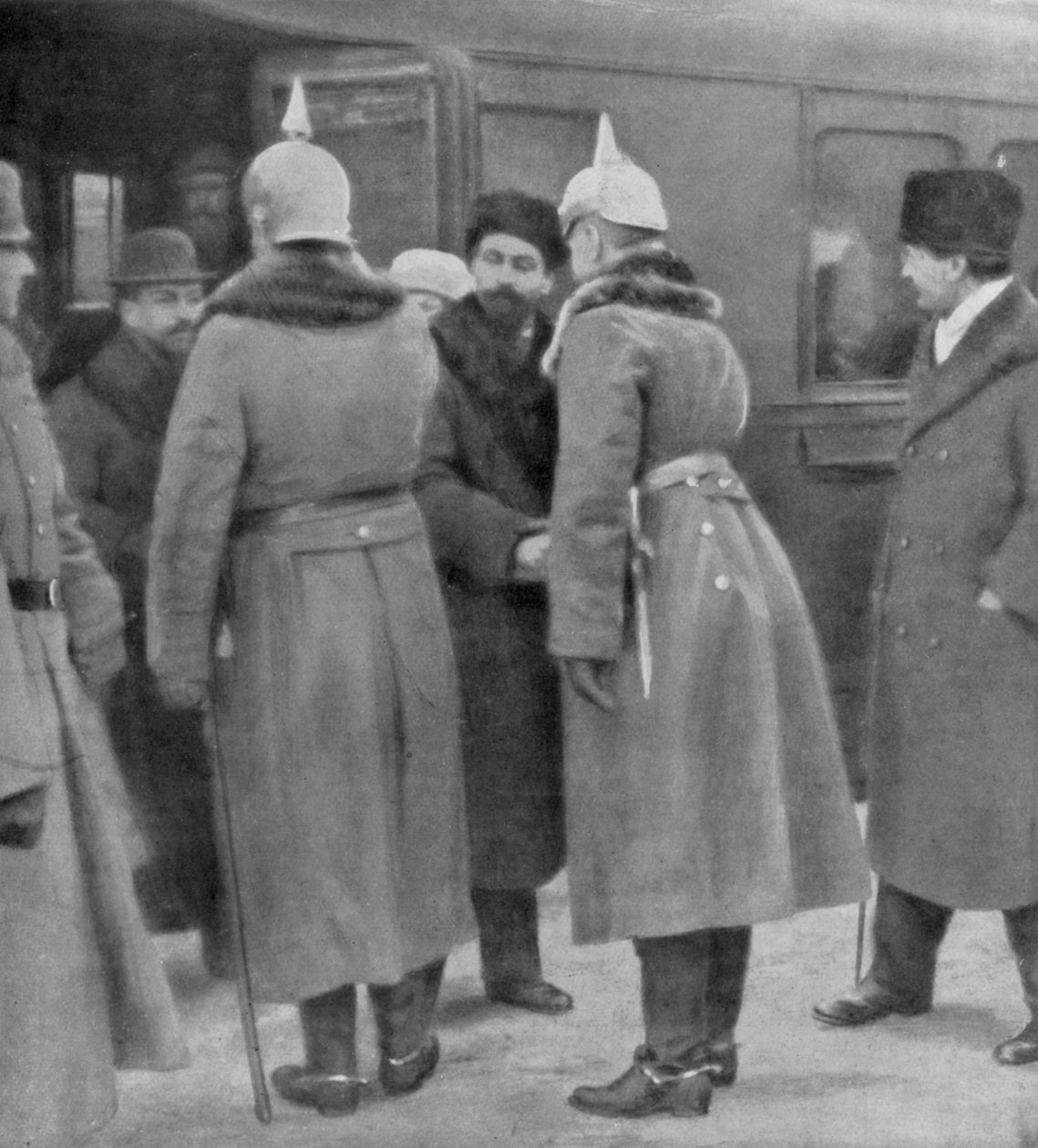 Leon Trotsky ankommer for fredsforhandlinger med tyskerne, Brest-Litovsk, 7. januar 1918 av Unbekannt