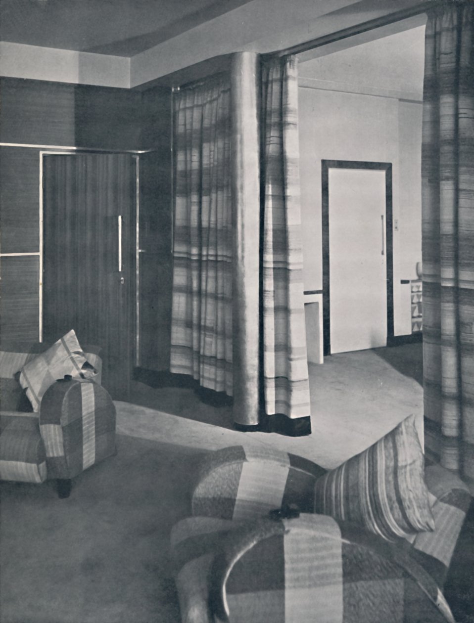 Stue i et London-hus, designet av Raymond McGrath, ARIBA, 1936 av Unbekannt