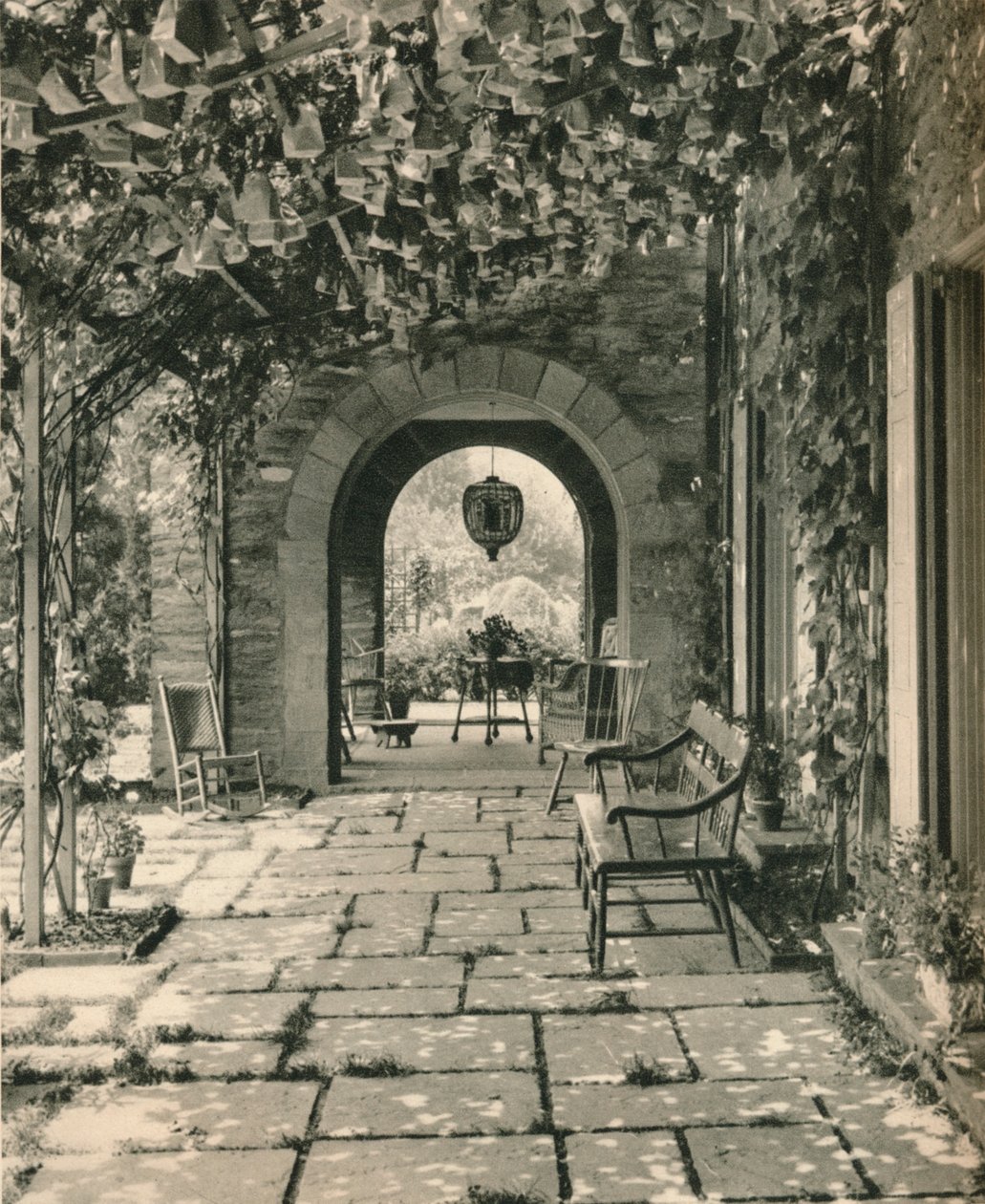 Living Terrace, Country House of Mr. W. Griffin Gribbel, Chestnut Hill, Philadelphia, c1928 av Unbekannt