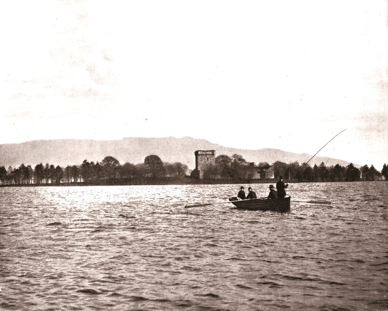 Lochleven Castle, Kinross, Skottland, 1894. av Unbekannt