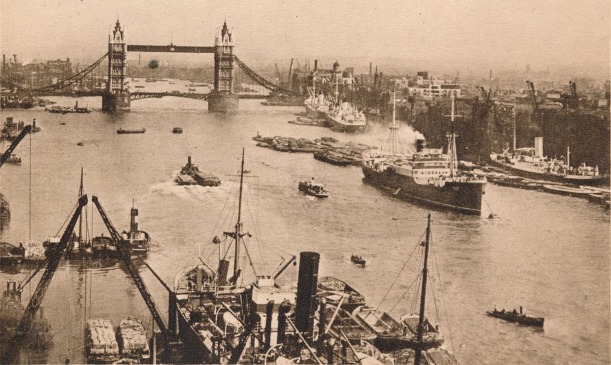 London - Tower Bridge og bassenget, c1910 av Unbekannt
