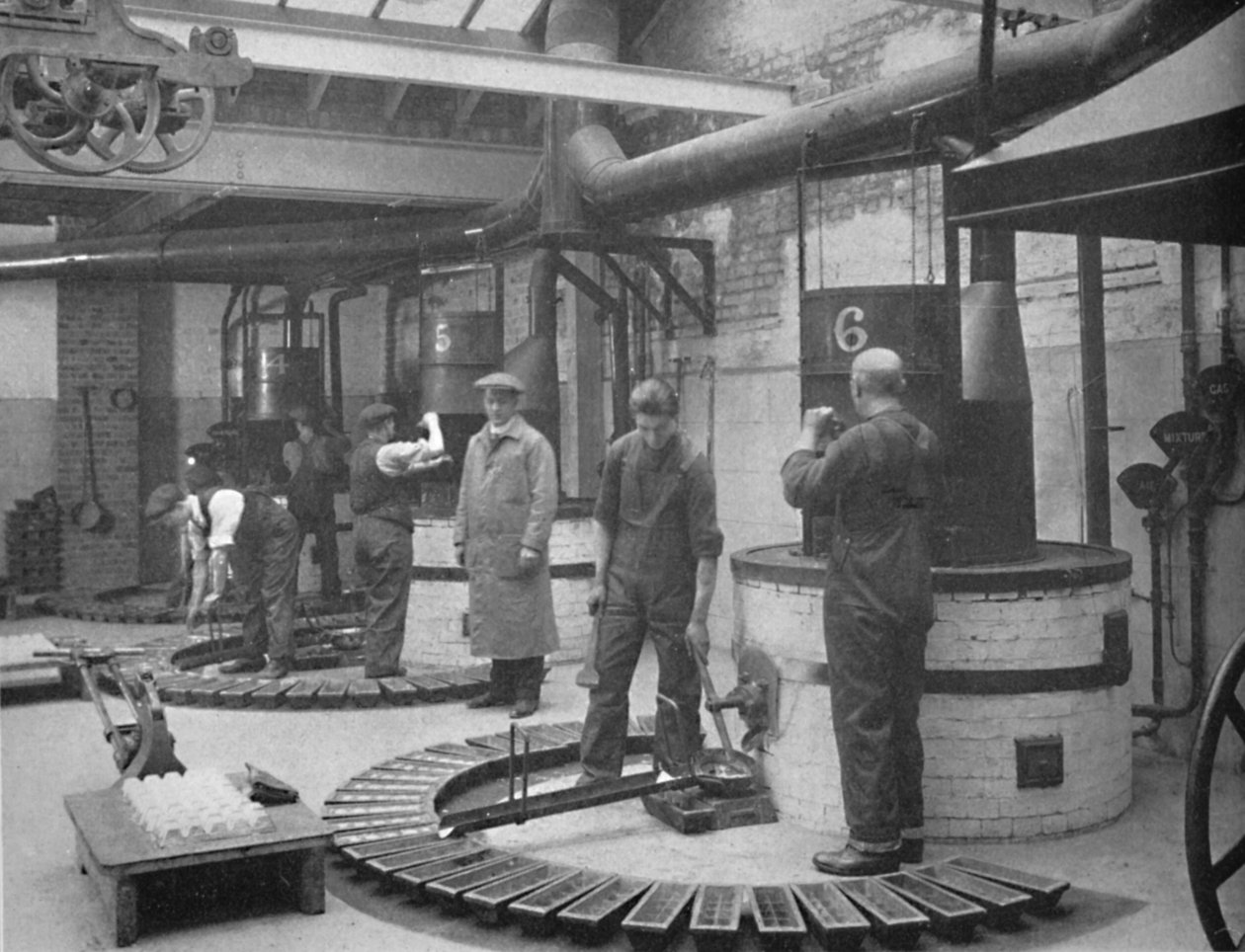 Lage Fryotype-trykkmetall i London Foundry, 1919 av Unbekannt