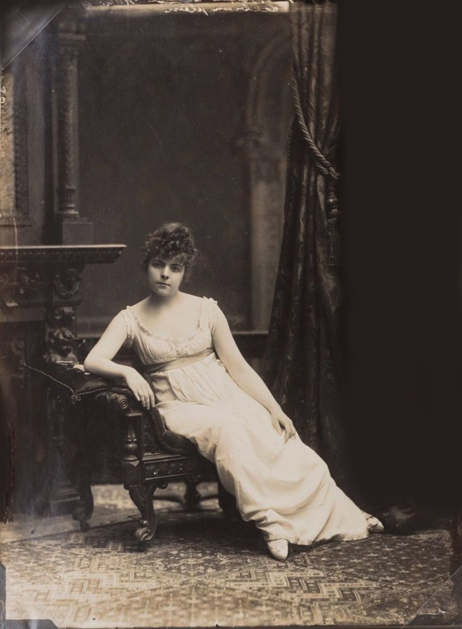 Maria Konstantinovna Bashkirtseva 1858-1884, tidlig på 1880-tallet. av Unbekannt