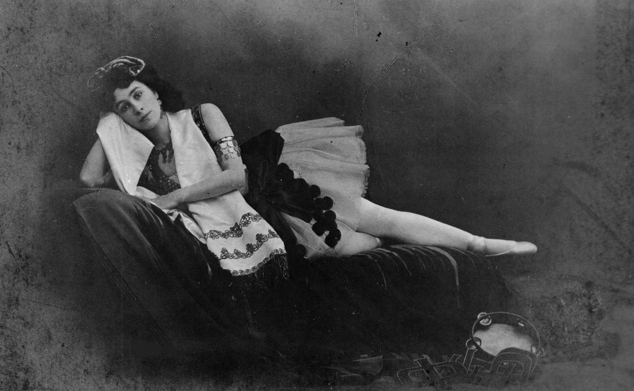 Matilda Kschessinska i tittelrollen til balletten La Esmeralda av Unbekannt