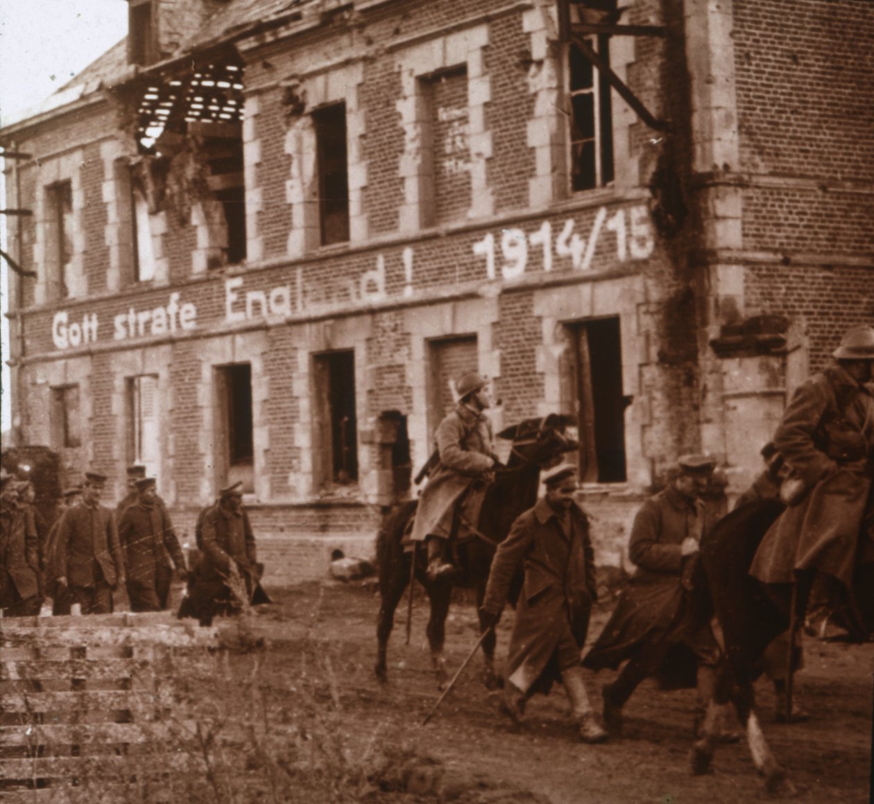 Måtte Gud straffe England, Bucy-le-Long, Nord-Frankrike, c1914-c1918 av Unbekannt
