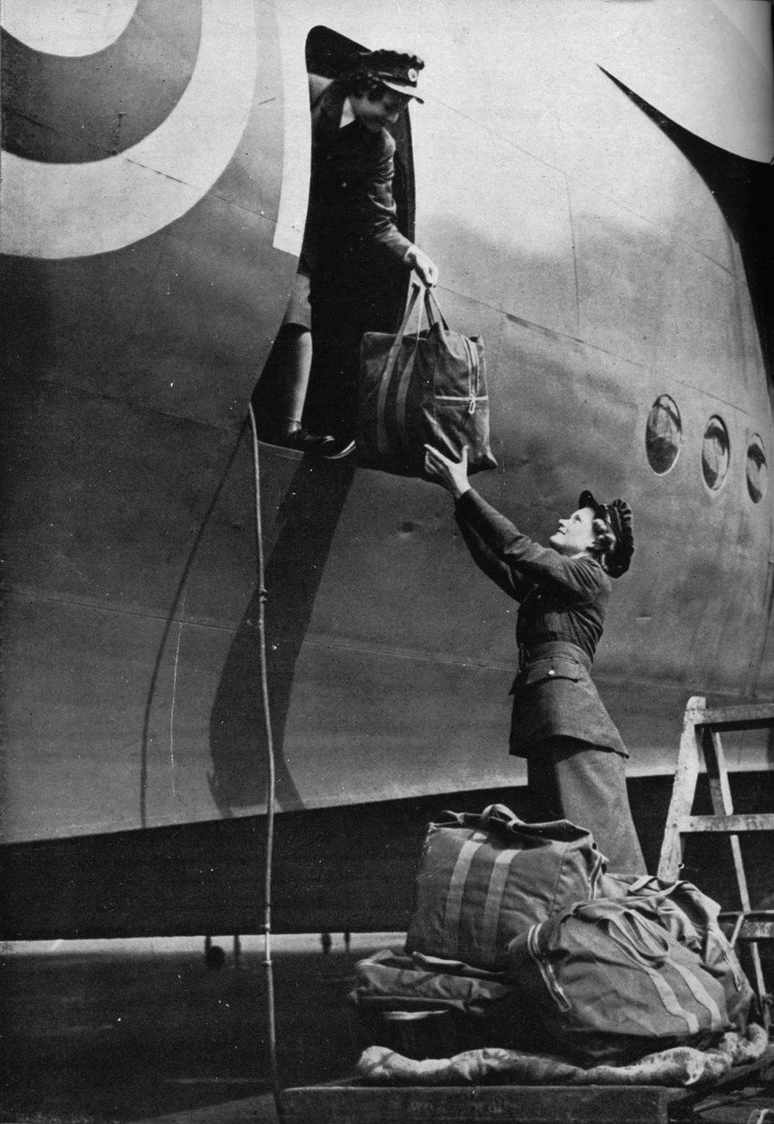 Medlemmer av WAAF som tjenestegjorde i Coastal Command, c1940 1943 av Unbekannt