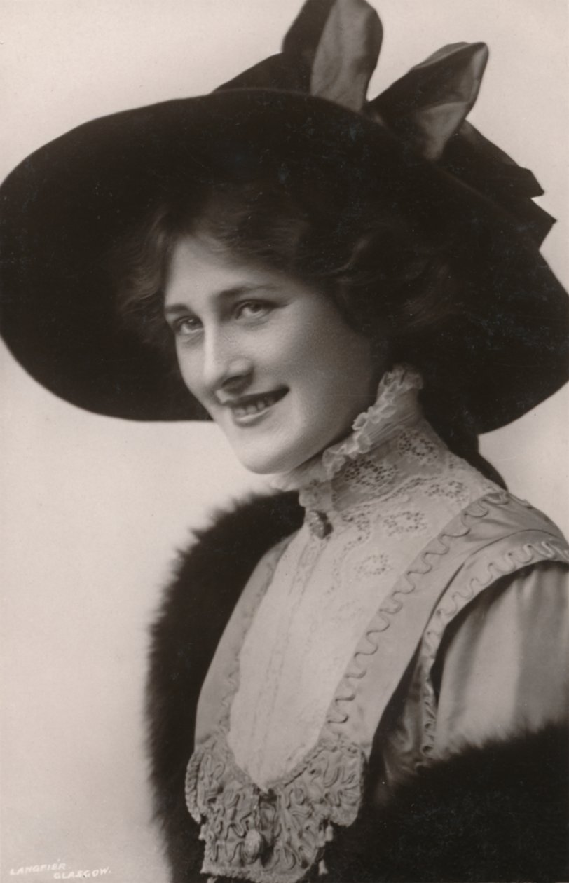 Frøken Phyllis Dare, 1890-1975, c1930. av Unbekannt