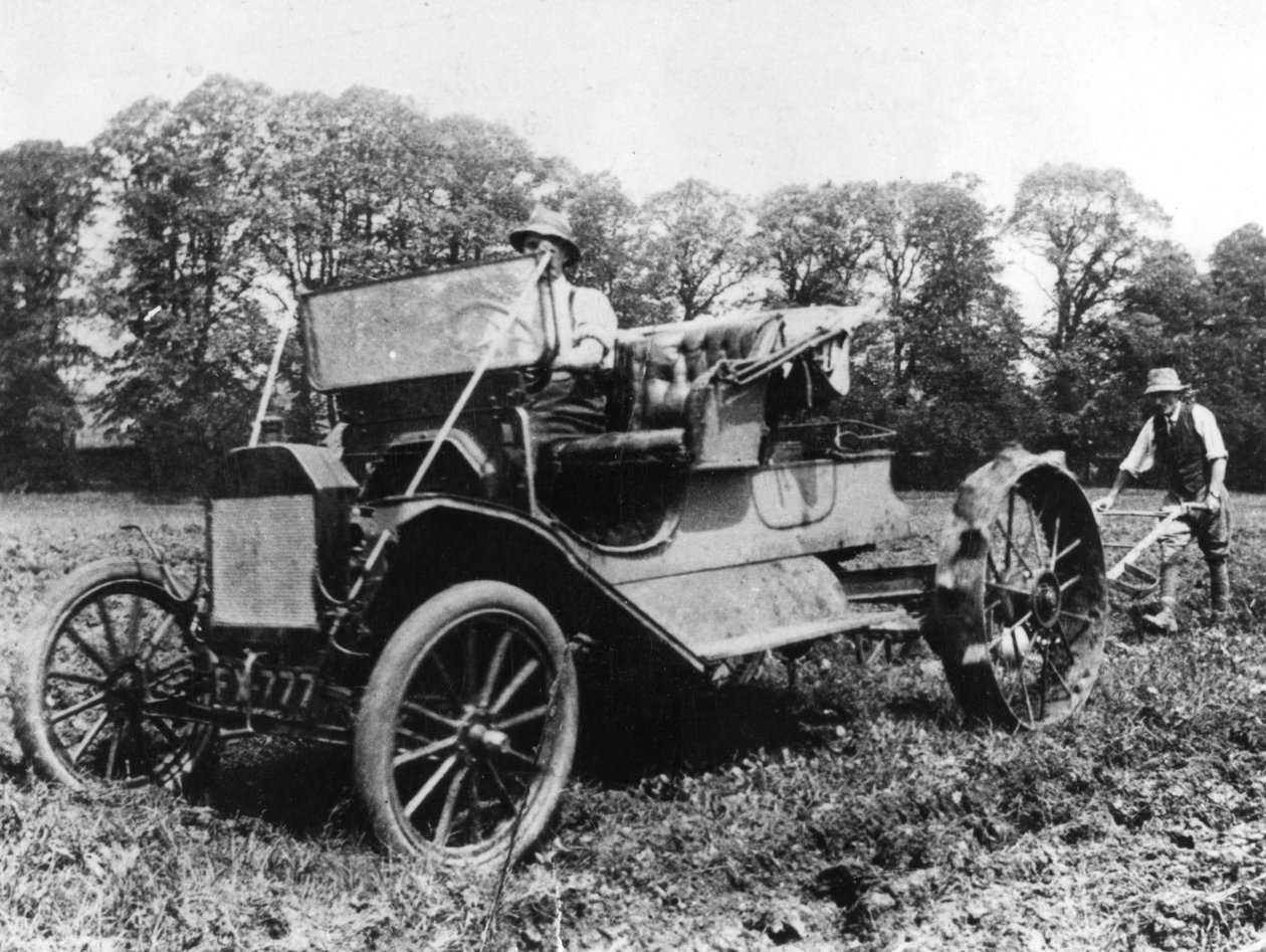 Model T Ford med Stephenson landbrukskonvertering, Sussex, 1917 av Unbekannt