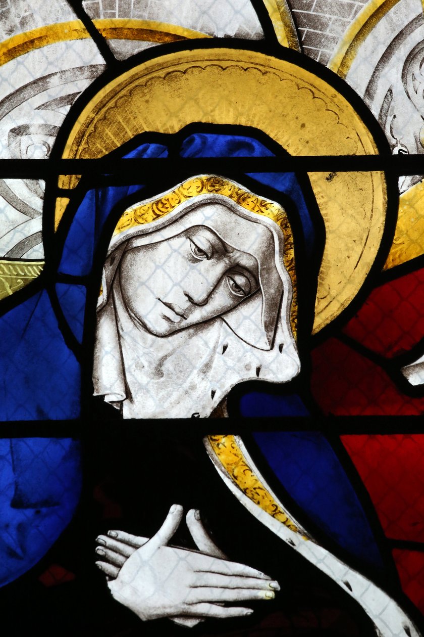 Moulins katedral. Glassmaleri vindu. Virgin pain, 20160603, Moulins, Europa av Unbekannt