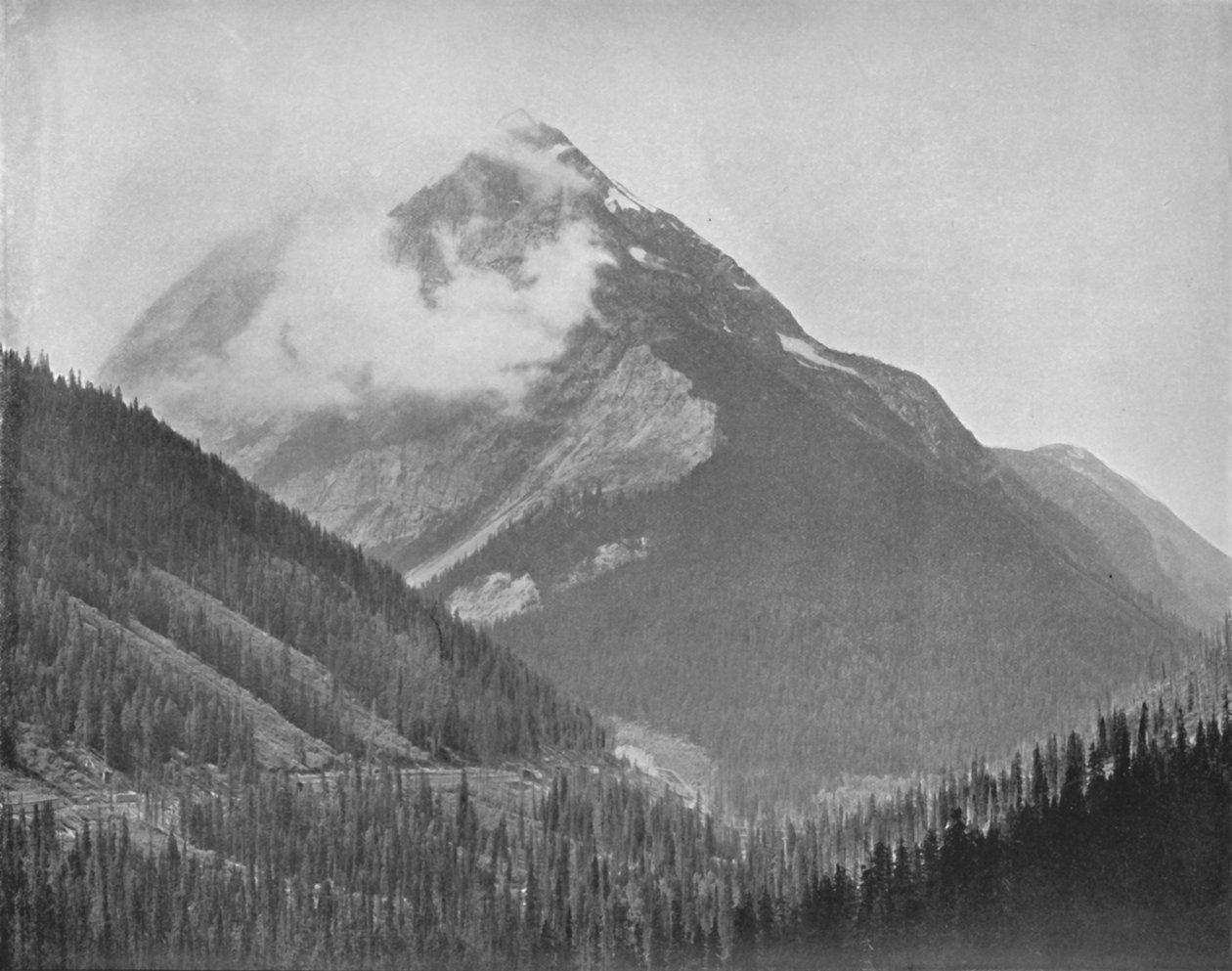 Mount Ross, 1800-tallet av Unbekannt