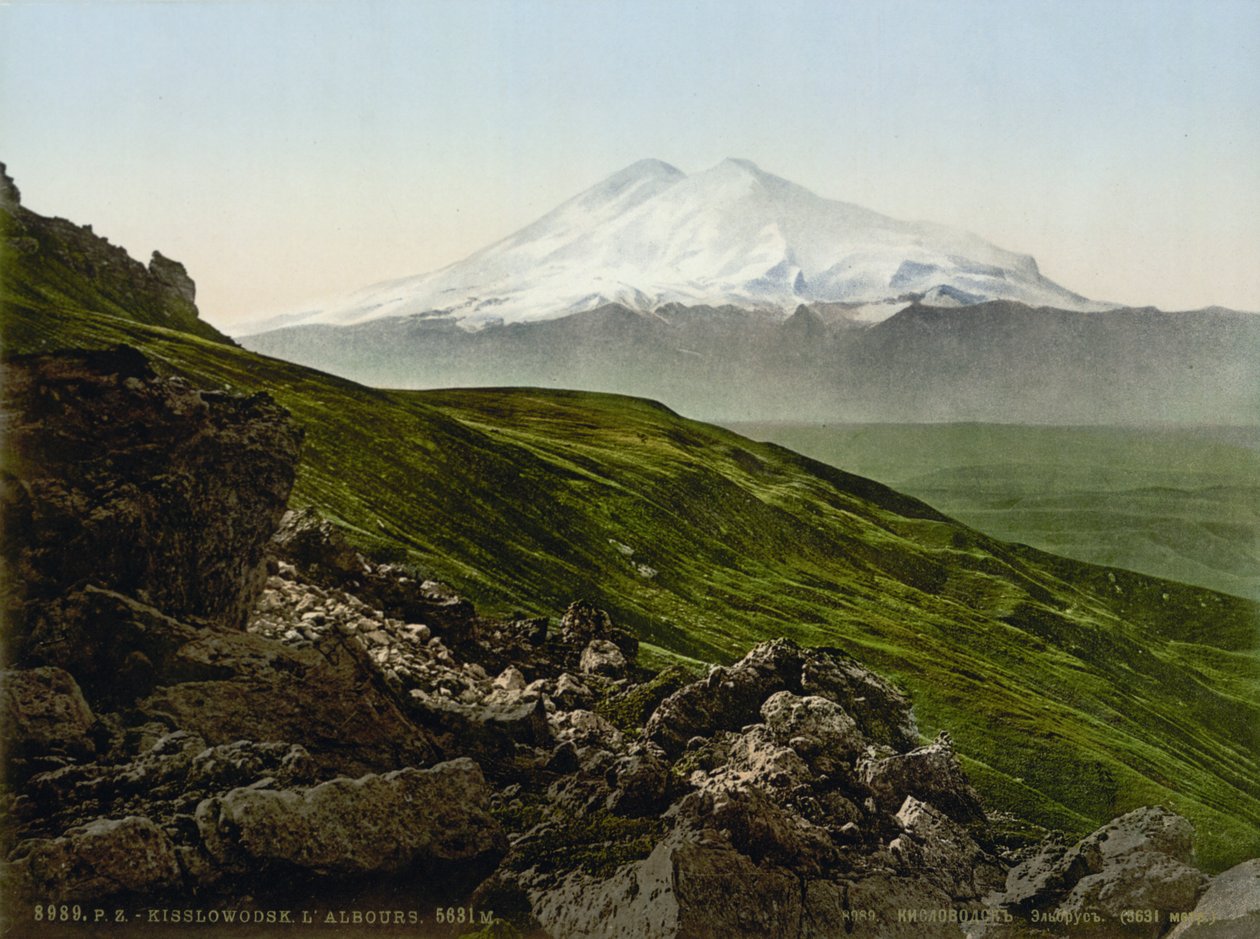 Fjell nær Kislovodsk, Russland, c1895 av Unbekannt