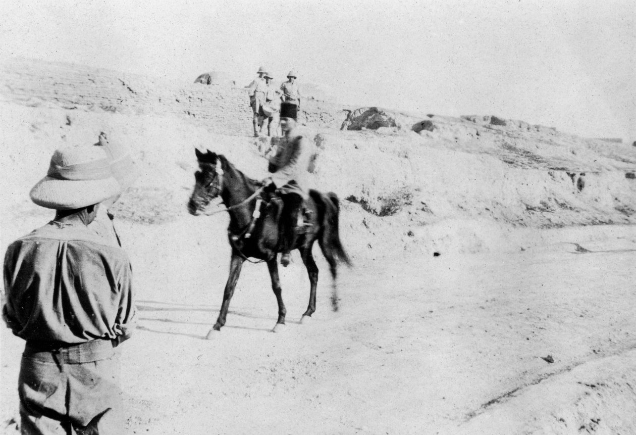 Montert tyrkisk offiser som forlot Mosul, Mesopotamia, WWI, 1918 av Unbekannt