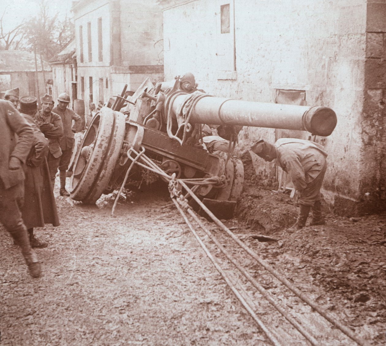 Bevegende tungt artilleri, Genicourt, Nord-Frankrike, c1914-c1918 av Unbekannt