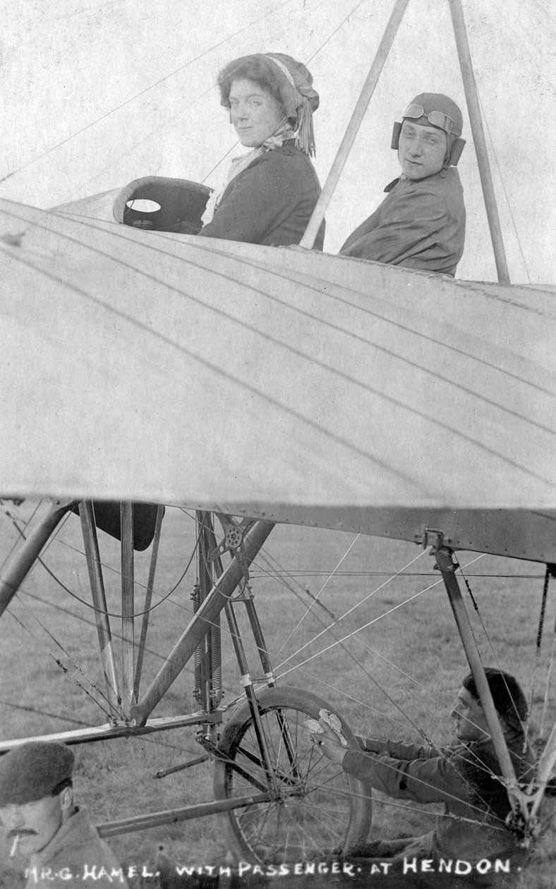 Mr G Hemel med passasjer, Hendon, London, ca 1910-tallet av Unbekannt