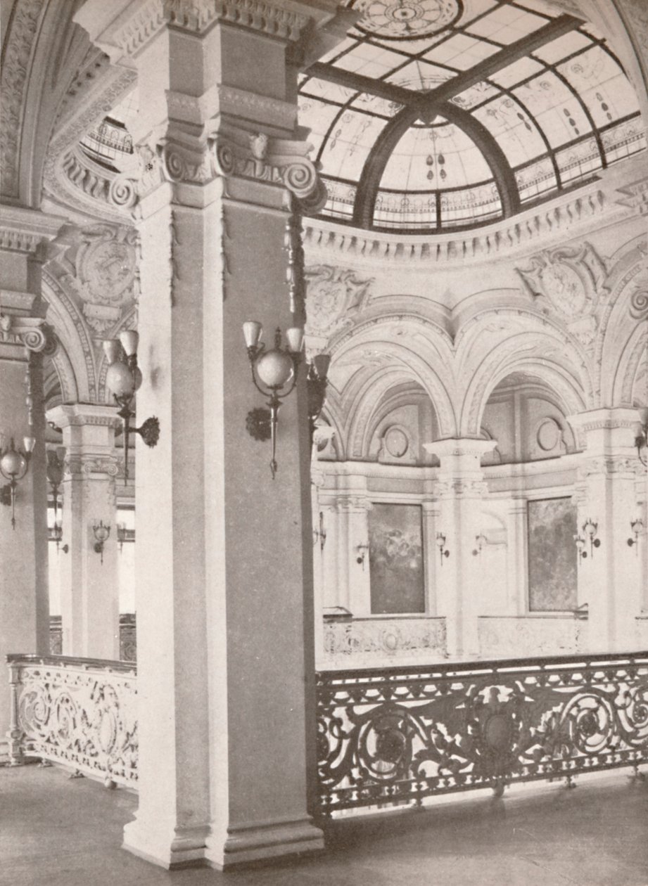 Nasjonalbiblioteket: et hjørne av galleriet med utsikt over den offentlige lesesalen, 1914 av Unbekannt