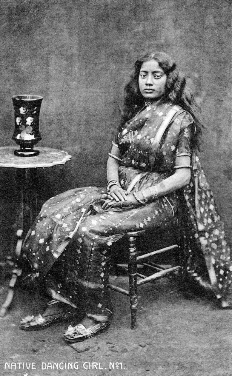 Innfødt dansepike, India, tidlig på 1900-tallet av Unbekannt