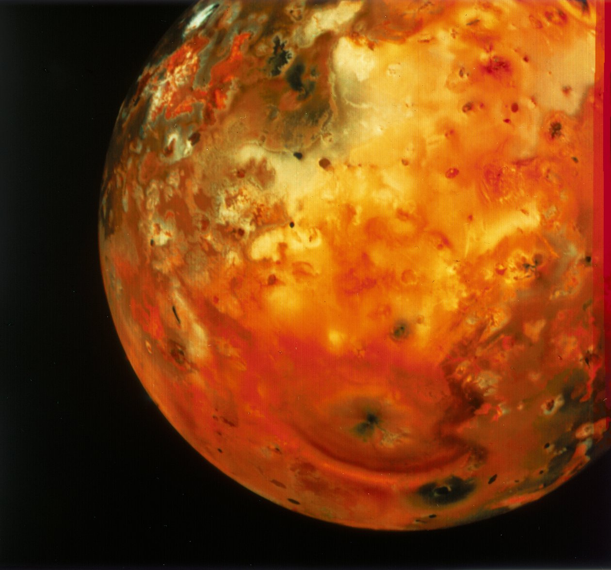 Nesten full utsikt over Io, en av månene til Jupiter, 1979 av Unbekannt