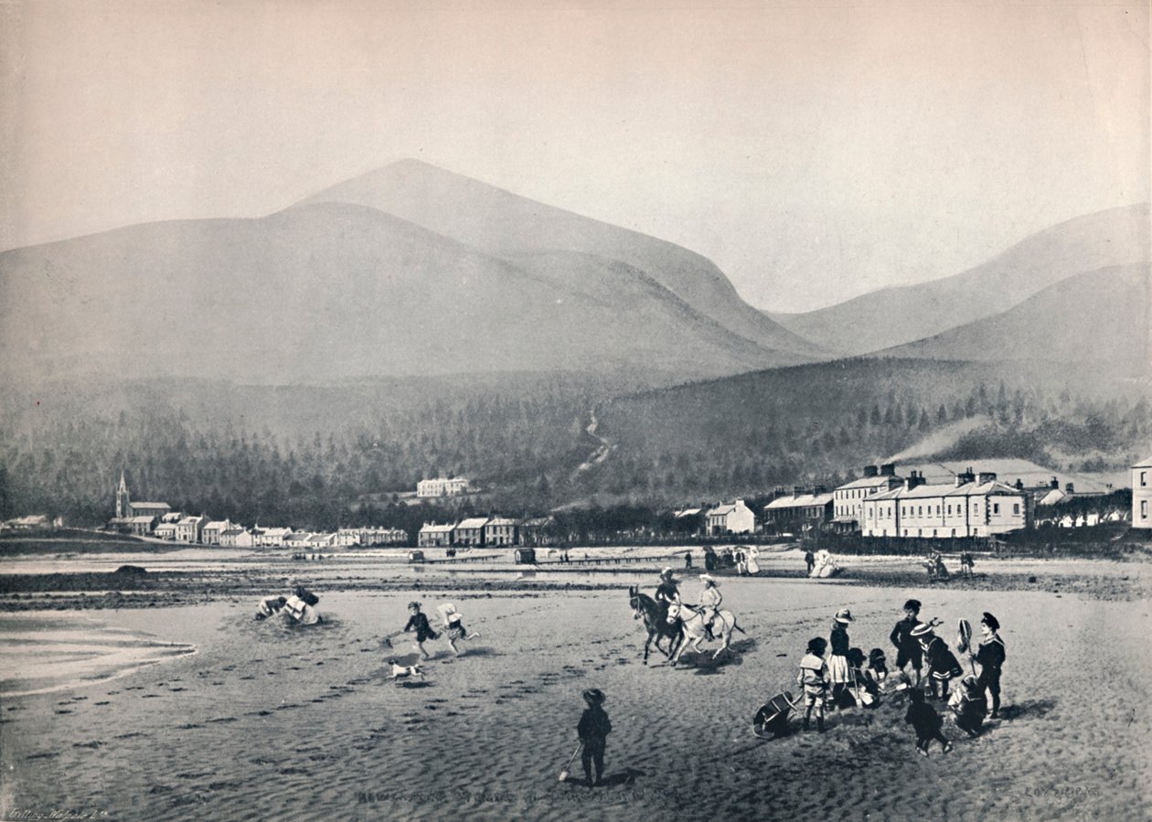 Newcastle, Co. Ned. - The Strand, med Slieve Donard, 1895 av Unbekannt