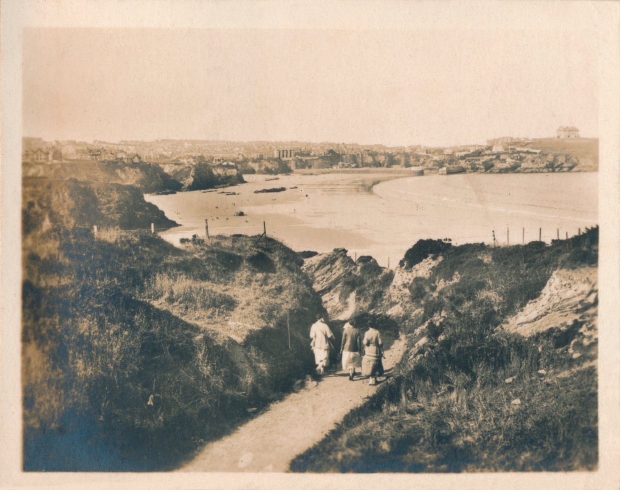 Newquay Cliff Path til Tolcarne Beach, 1927 av Unbekannt