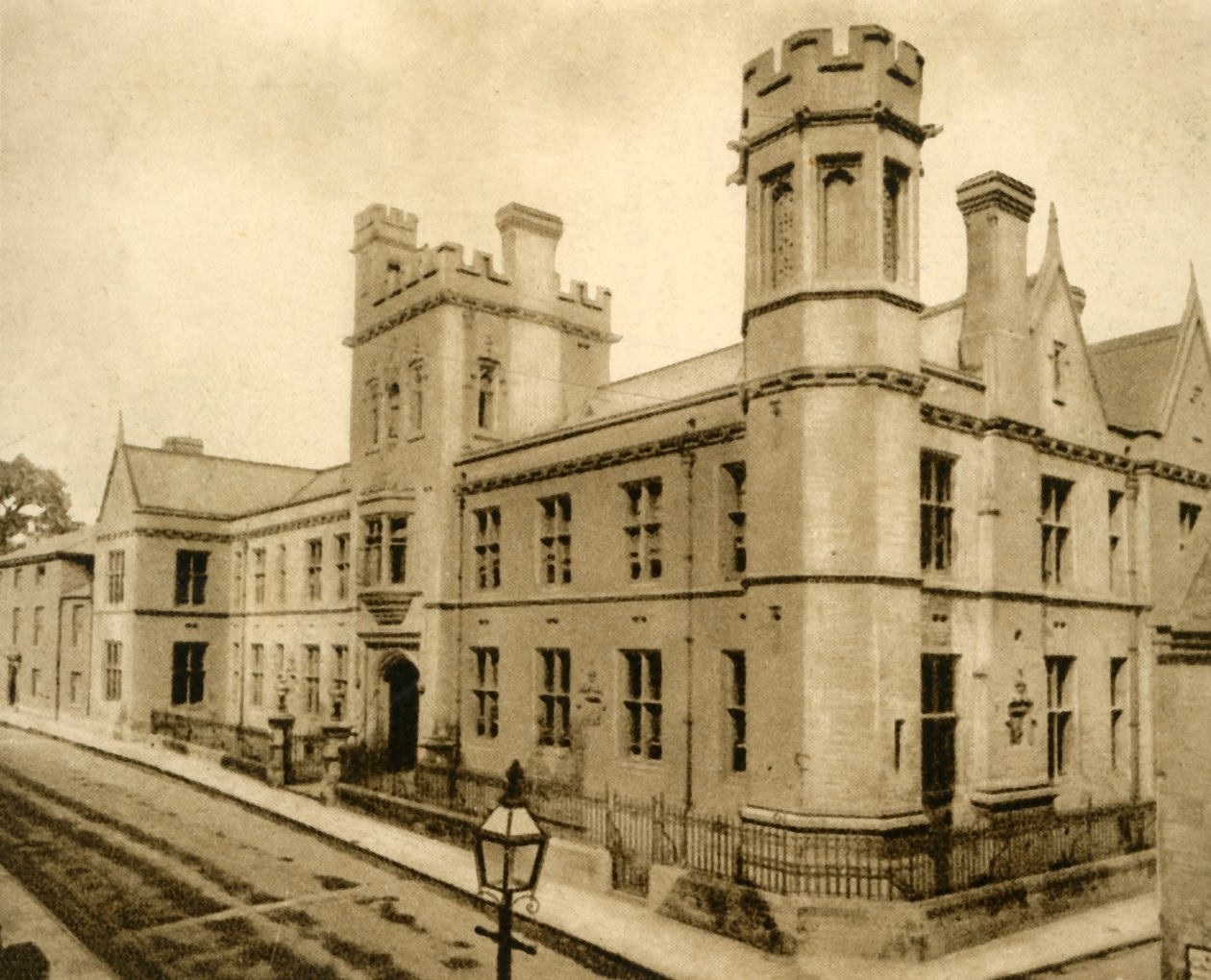 nr. 64. Oundle skole, Northants, 1923. av Unbekannt