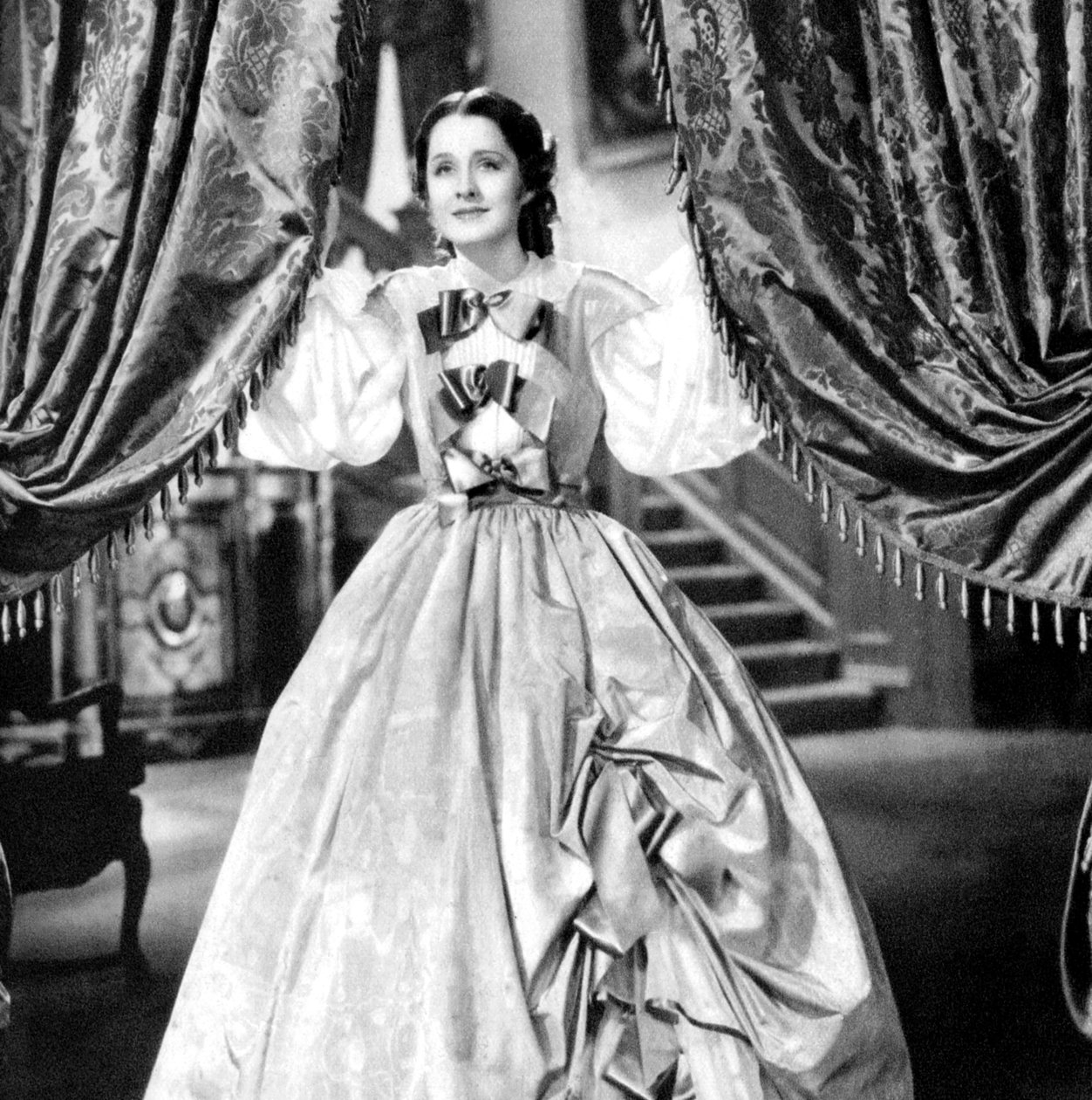 Norma Shearer , kanadiskfødt amerikansk skuespillerinne, 1934-1935 av Unbekannt