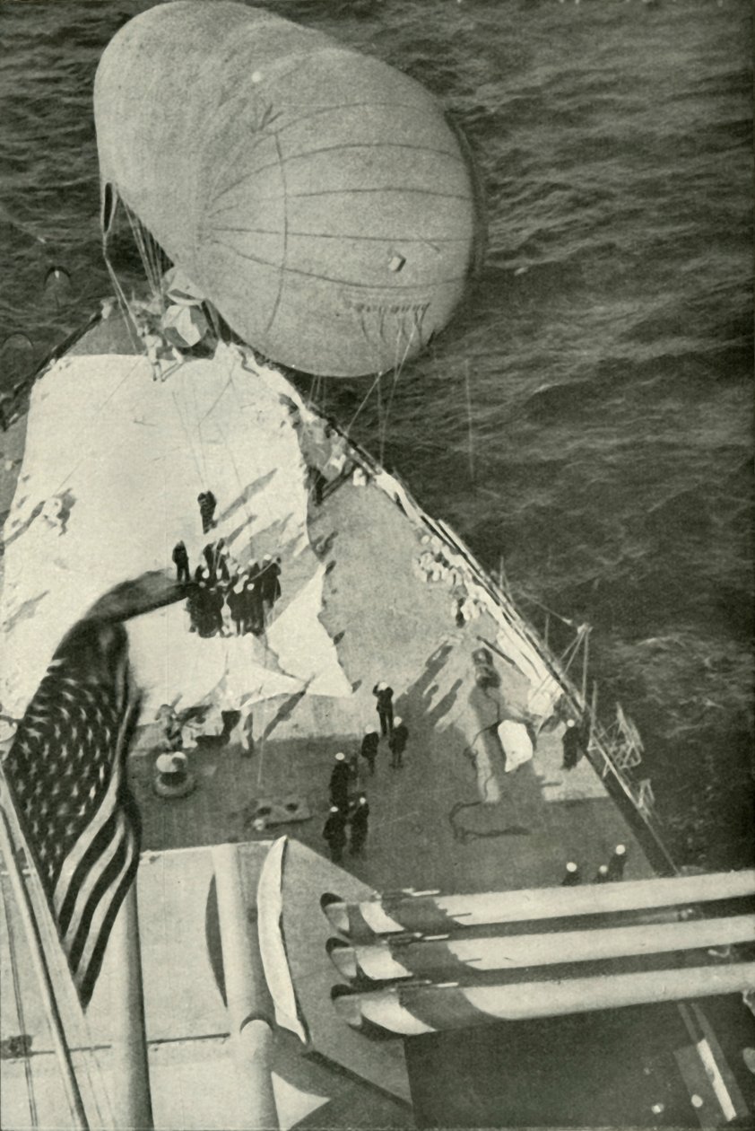 På sporet av ubåten, 1919. av Unbekannt