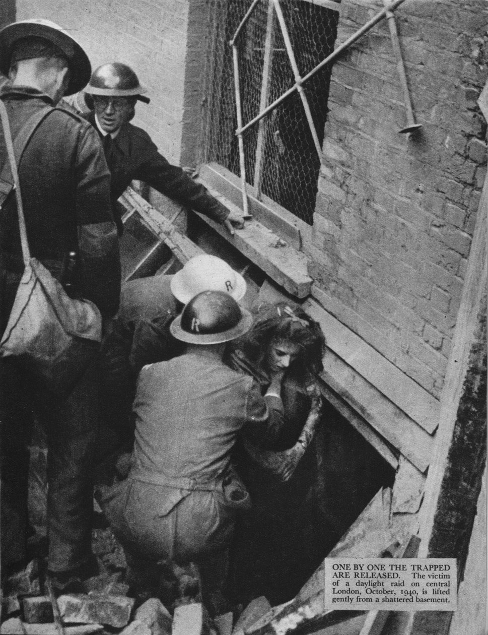 En etter en blir de fanget løslatt, 1940 1942 av Unbekannt