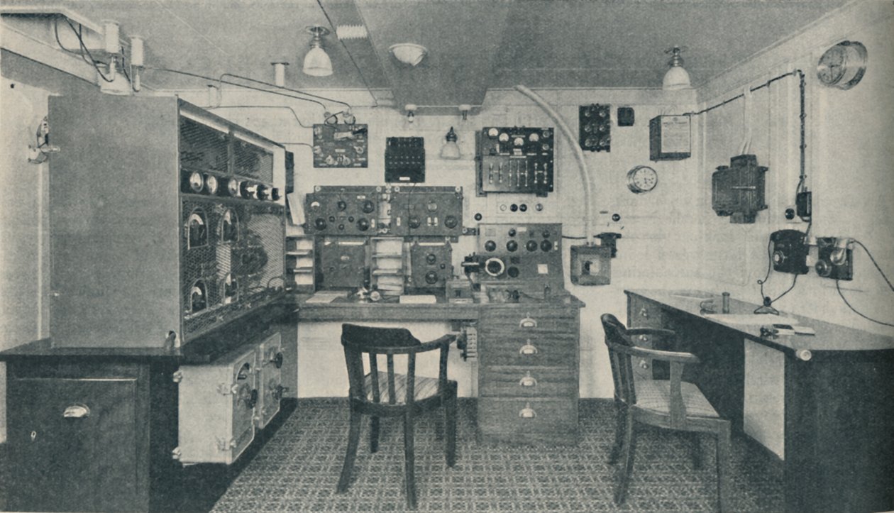En av de trådløse hyttene i en moderne rutebåt, 1936 av Unbekannt