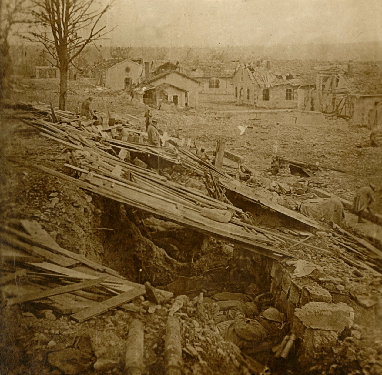 Utendørs sovesal ved Tavannes Fort, Verdun, Nord-Frankrike, c1914-c1918 av Unbekannt