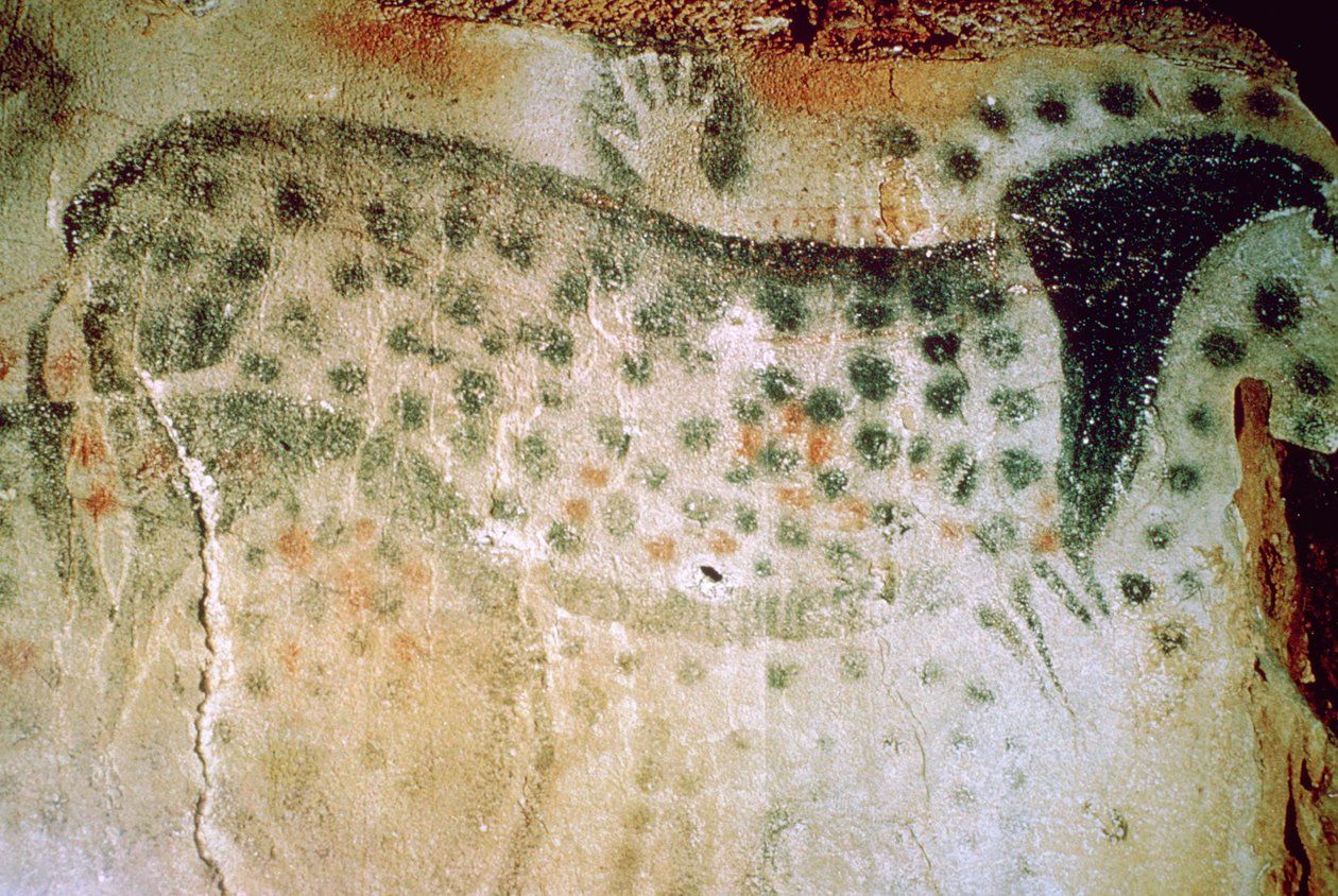 Paleolittisk hulemaleri av en hest og menneskehender fra Frankrike av Unbekannt
