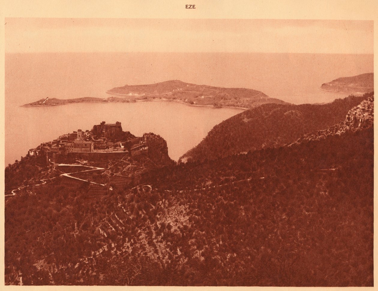 Panorama og Cap Ferrat sett fra Grande Corniche, Eze, 1930. av Unbekannt