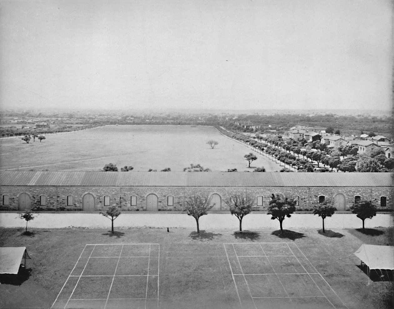 Parade Grounds, San Antonio, Texas, c1897. av Unbekannt