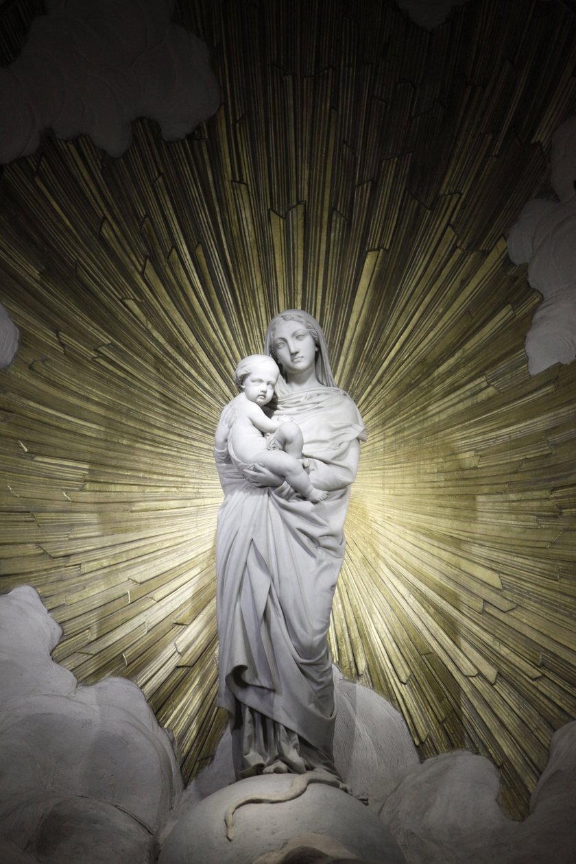Paris, Frankrike Saint-Francois-Xavier kirke Jomfru- og barnestatue, Paris, Frankrike av Unbekannt