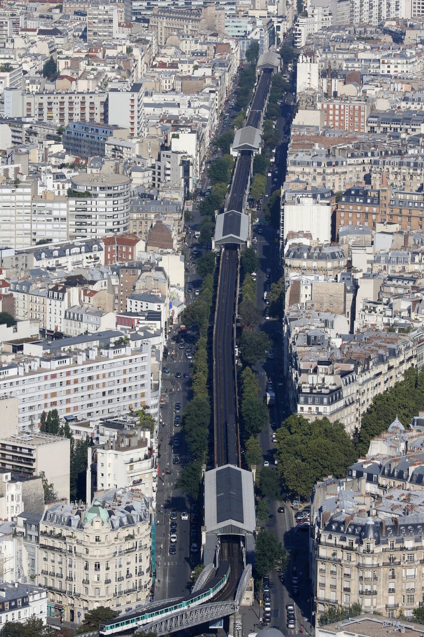 Paris by, The Metropiltain av Unbekannt