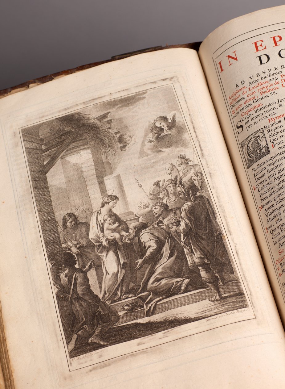 Menighetsmuseum. Missal på latin. Graveringer fra Joachim Ballester. Papir og lær. 18. århundre. av Unbekannt