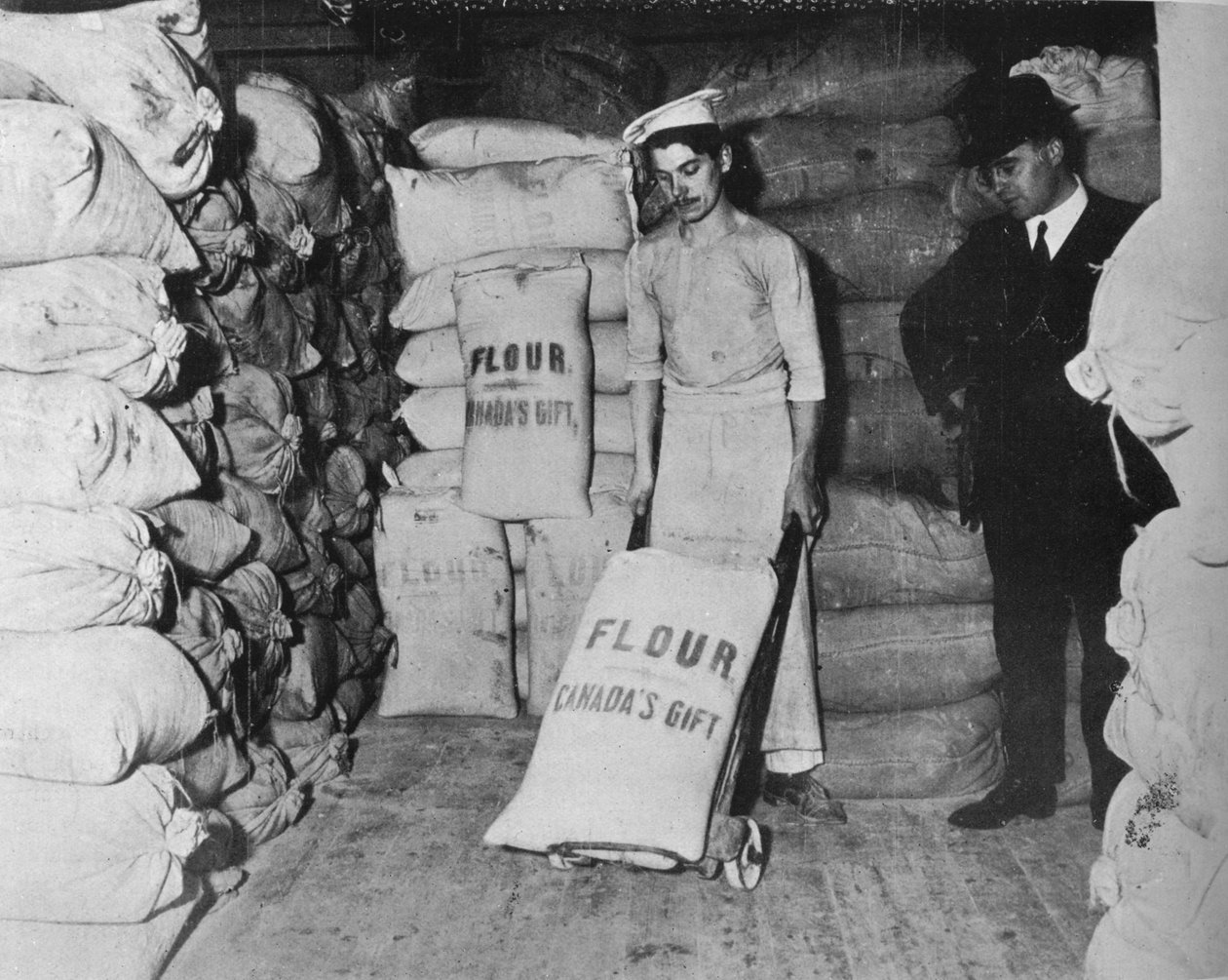 En del av Canadas gave av mel til lindring av krigsnød i England, 1915 av Unbekannt
